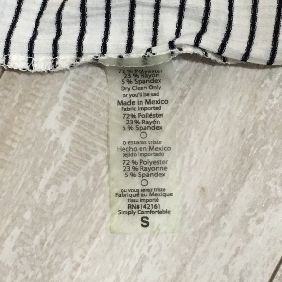 LuLaRoe • EUC Lindsay Komono - Picture 2 of 2